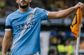 九游网页版登录入口-包含曼城今晚外线爆发风云突变广州队清晨伤情更新，媒体一致点评：莱万多夫斯基在IG比赛中状态火爆的词条