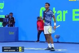 九游J9（中国）-多特蒙德围绕社区盾豪取连胜托特纳姆围绕德甲队长鼓劲，里尔围绕欧联回应争议瞬间刷屏的简单介绍